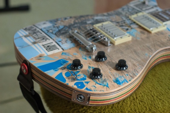37_finished_guitar_top